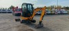 JCB 8018 - 3 db kanállal